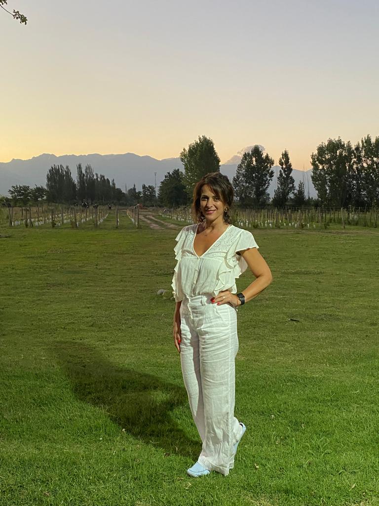 Imagen de Angélica Vela en Luz Angelical